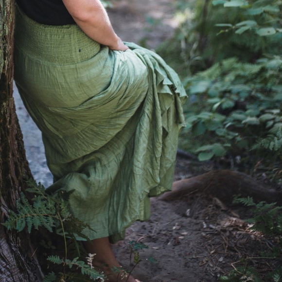 Only 1 Left! Flowy Tiered Gauze Peasant Maxi Skirt - Picture 6 of 9
